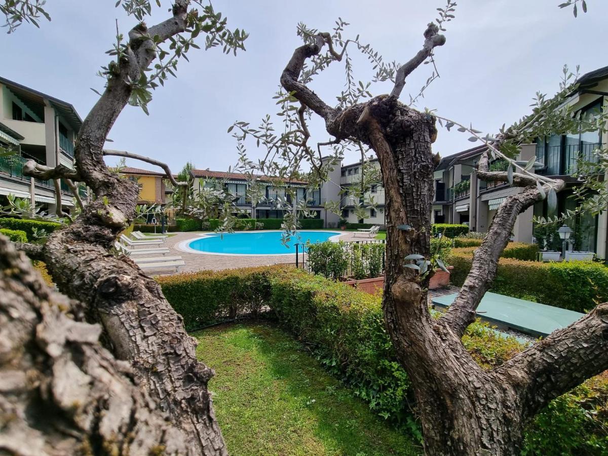 Le Terrazze Sul Lago Hotel & Residence Padenghe sul Garda Buitenkant foto