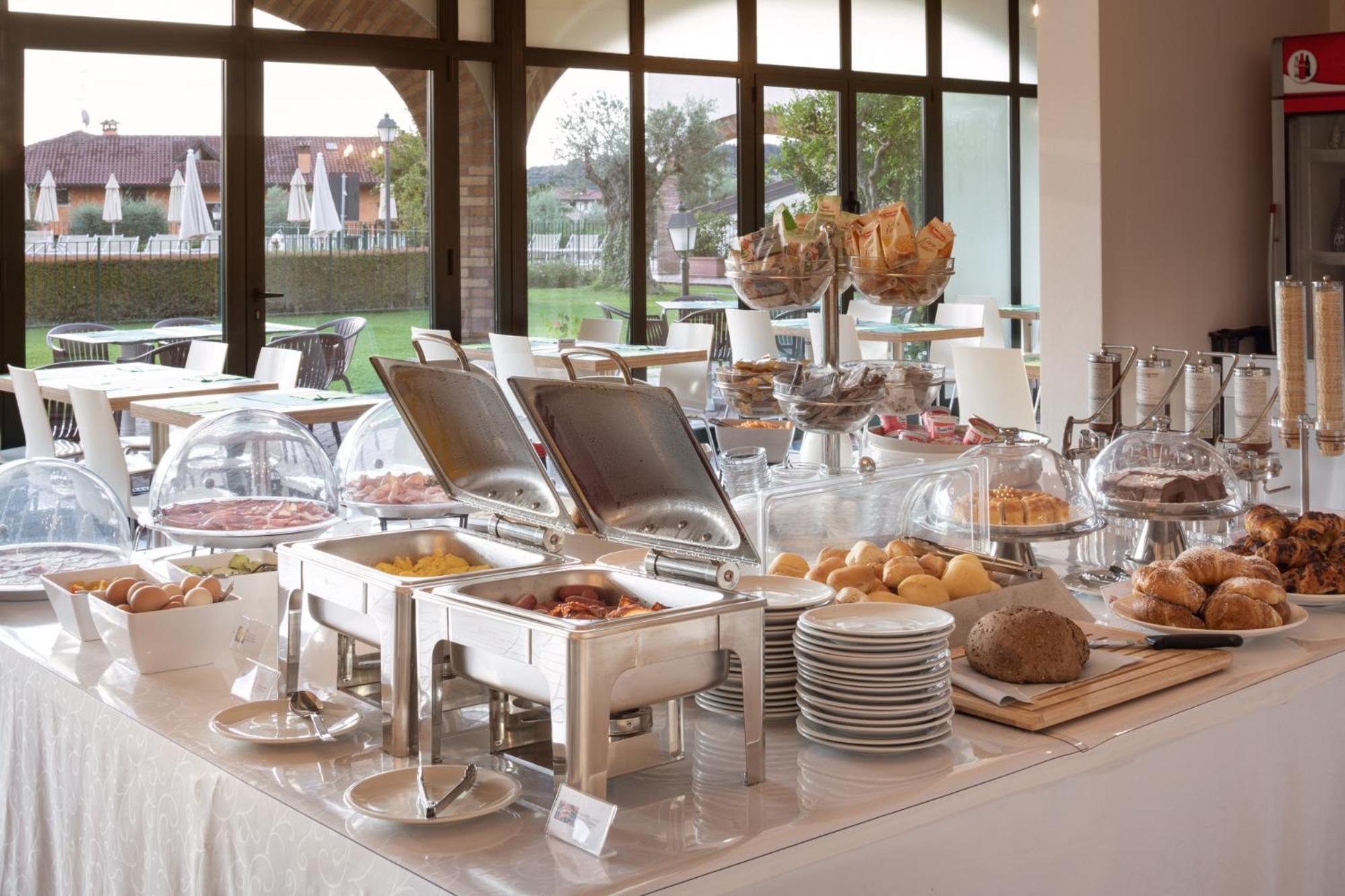 Le Terrazze Sul Lago Hotel & Residence Padenghe sul Garda Buitenkant foto