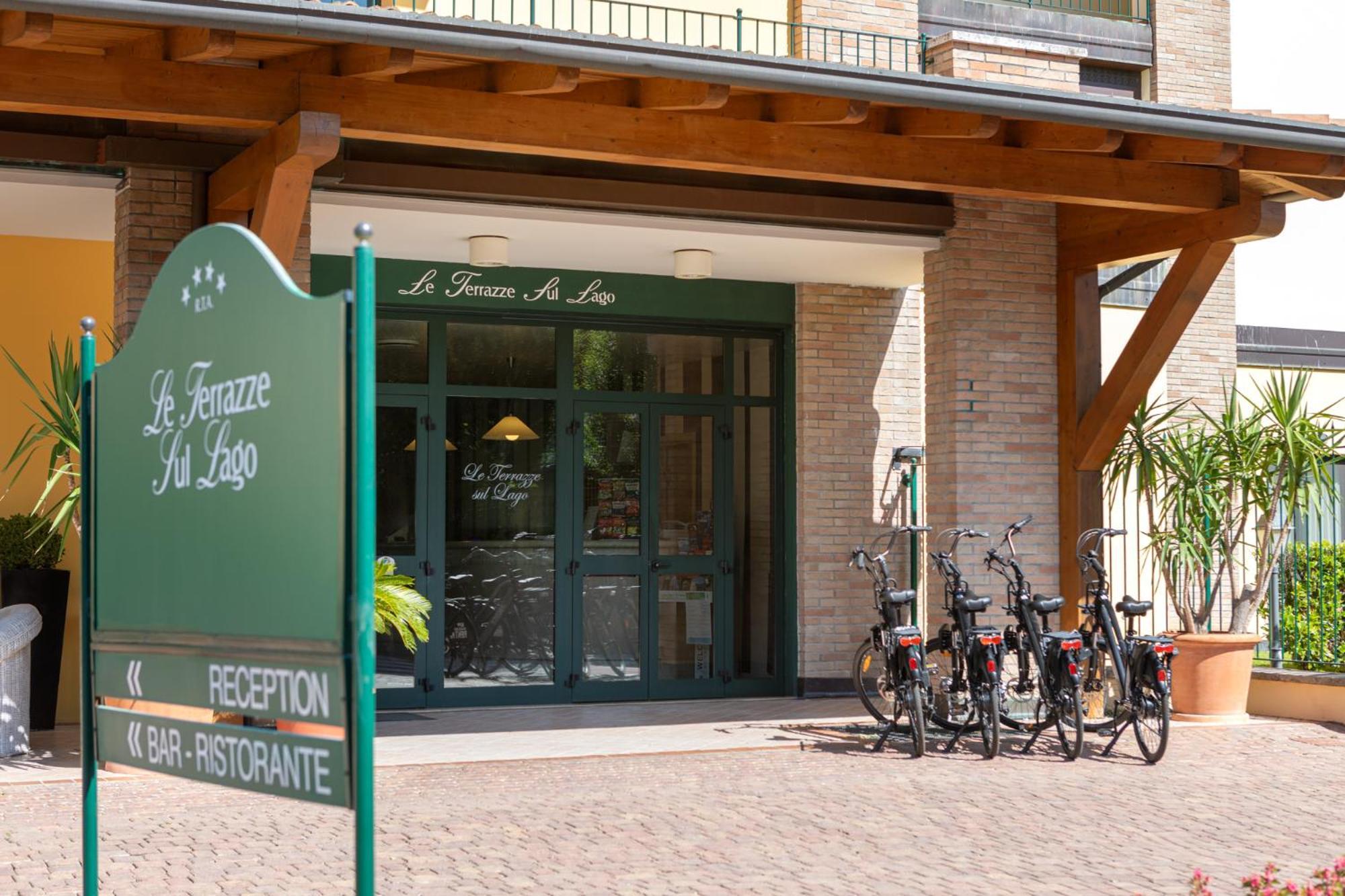 Le Terrazze Sul Lago Hotel & Residence Padenghe sul Garda Buitenkant foto